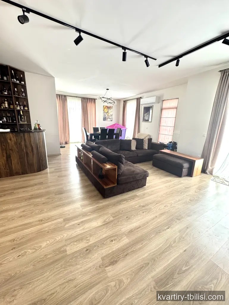 Четырёхкомнатная квартира в Дигоми 1-9 — 299 000 USD | Tbilisi Homes