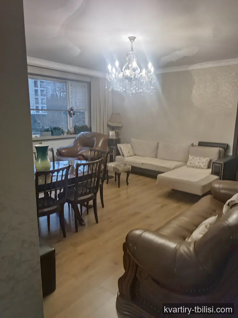 8-bedroom Apartment for sale in Digomi Massiv, Tbilisi, 150 sqm, floor 5/9 — 275 000 USD | Tbilisi Homes