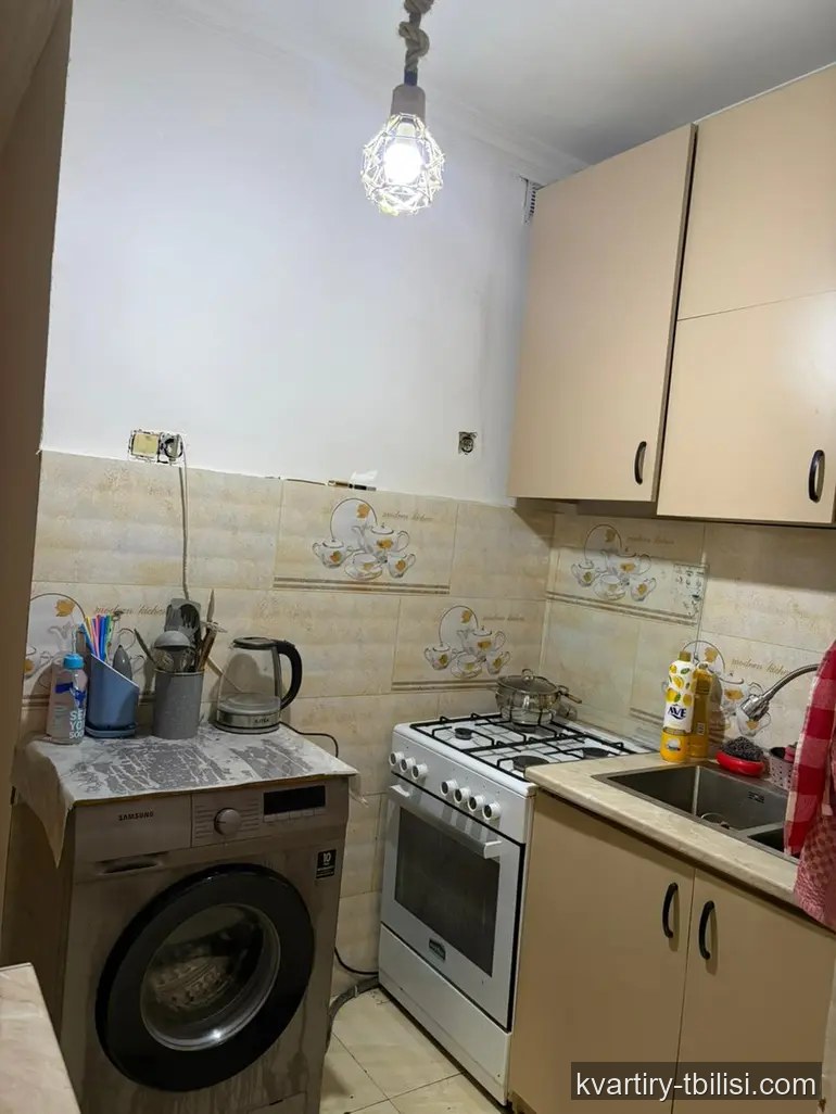 3-bedroom Apartment for sale in Isani, Tbilisi, 61 sqm, floor 1/8 — 72 000 USD | Tbilisi Homes