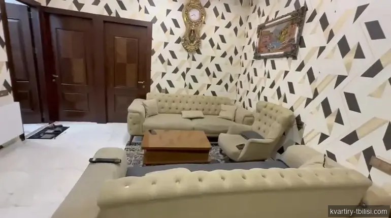 9-комнатная квартира в Исани — 165 000 USD | Tbilisi Homes