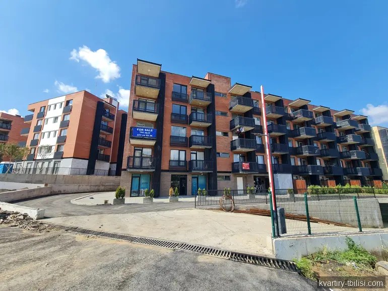 4-bedroom apartment