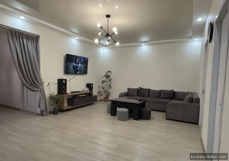 10-комнатная квартира на Лоткина — 220 000 USD | Tbilisi Homes