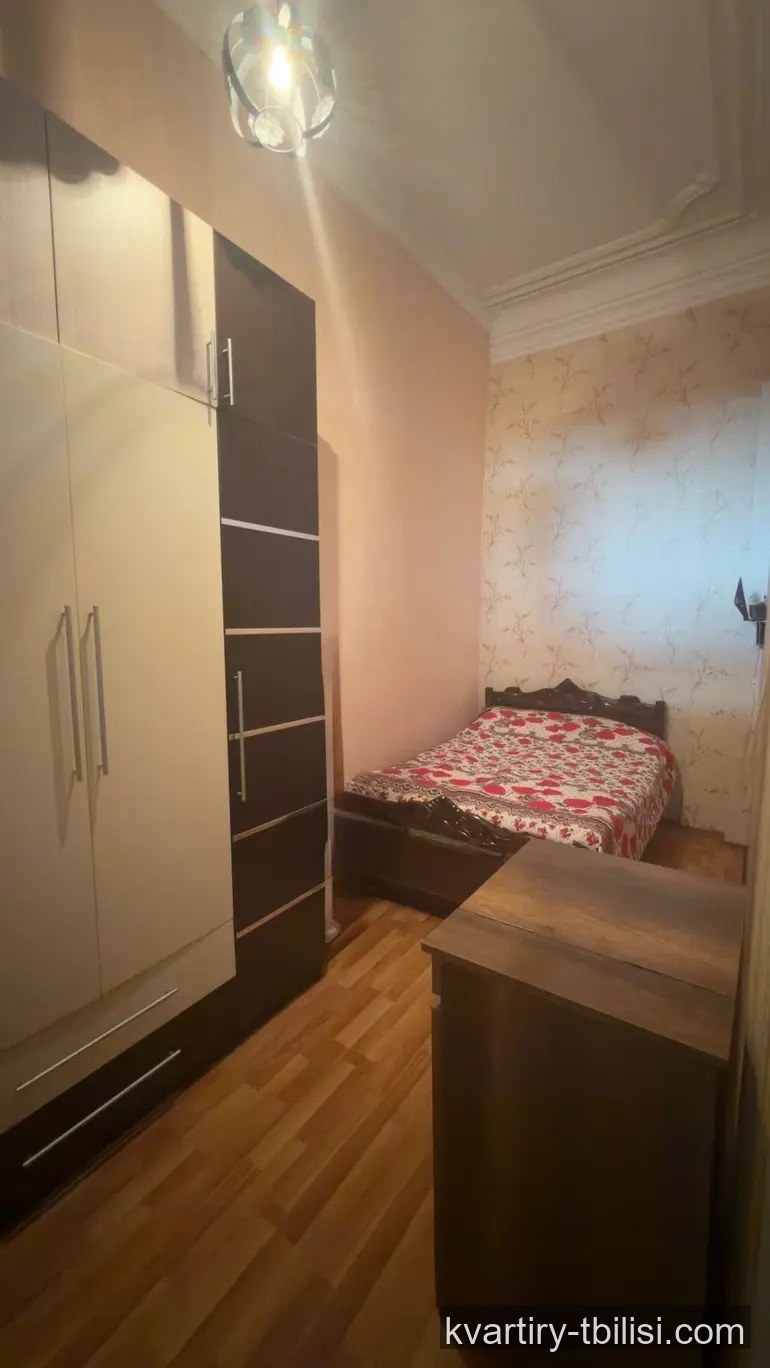 Трёхкомнатная квартира на Мтацминде — 105 000 USD | Tbilisi Homes