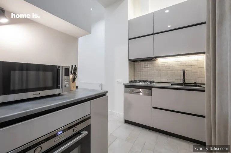 3-bedroom Apartment for sale in Mtatsminda, Tbilisi, 78.54 sqm, floor 1/2 — 294 000 USD | Tbilisi Homes