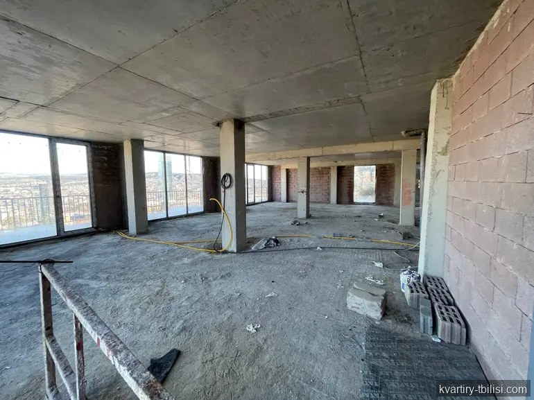 4-bedroom Apartment for sale in Mtatsminda, Tbilisi, 333 sqm, floor 4/5 — 800 000 USD | Tbilisi Homes