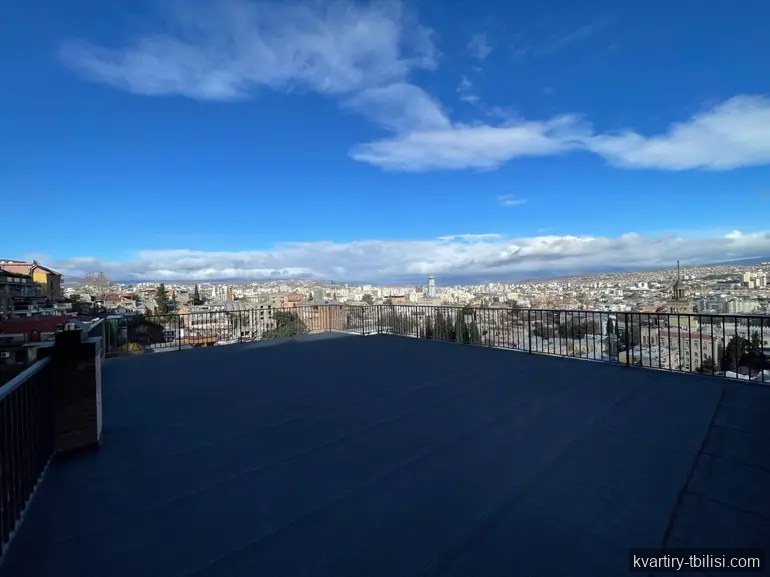 4-bedroom Apartment for sale in Mtatsminda, Tbilisi, 333 sqm, floor 4/5 — 800 000 USD | Tbilisi Homes