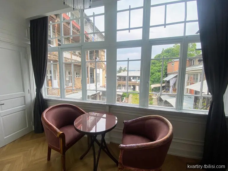 4-bedroom Apartment for sale in Mtatsminda, Tbilisi, 109 sqm, floor 2/4 — 360 000 USD | Tbilisi Homes