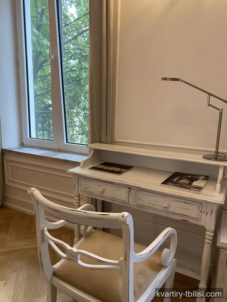 4-bedroom Apartment for sale in Mtatsminda, Tbilisi, 109 sqm, floor 2/4 — 360 000 USD | Tbilisi Homes