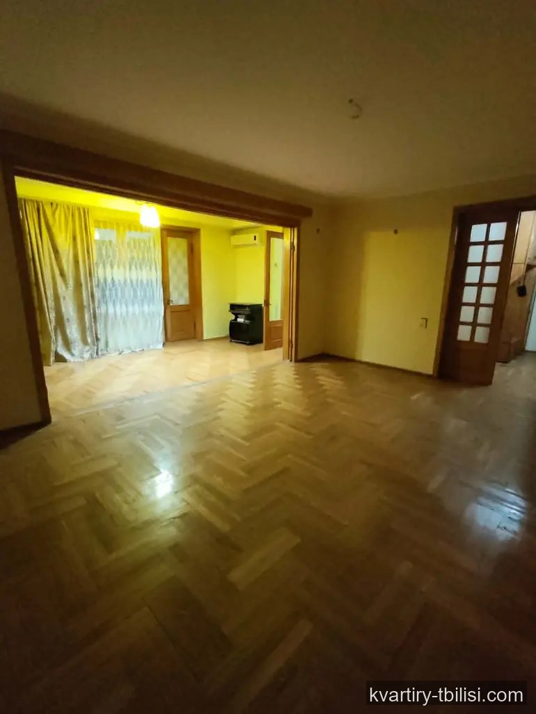 Четырёхкомнатная квартира в Мухиани — 130 000 USD | Tbilisi Homes