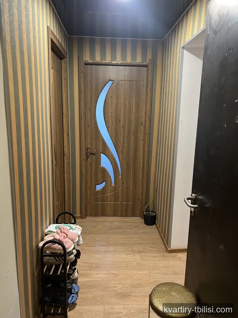 3-bedroom Apartment for sale in Nadzaladevi, Tbilisi, 44 sqm, floor 2/5 — 62 000 USD | Tbilisi Homes