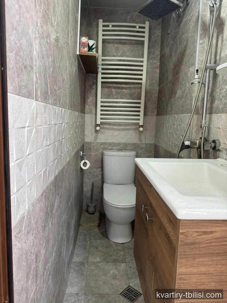 5-bedroom Apartment for sale in Nadzaladevi, Tbilisi, 188 sqm, floor 3/4 — 140 000 USD | Tbilisi Homes
