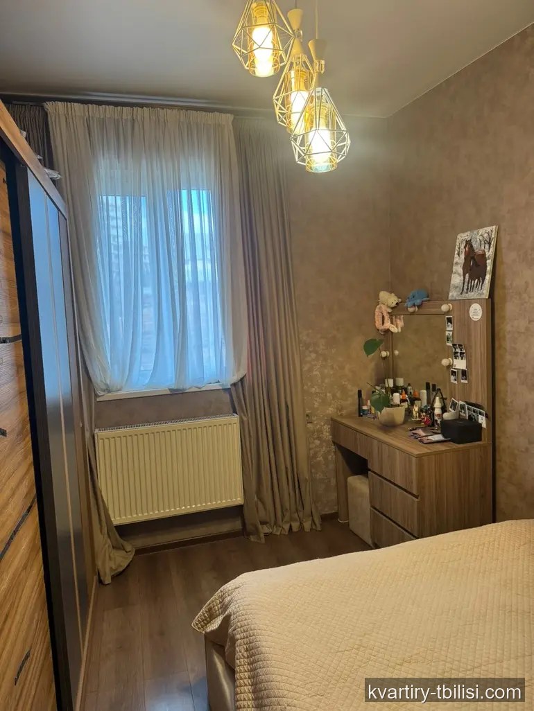 5-bedroom Apartment for sale in Nadzaladevi, Tbilisi, 188 sqm, floor 3/4 — 140 000 USD | Tbilisi Homes
