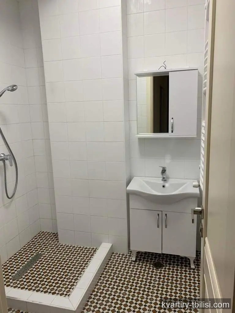 3-bedroom Apartment for sale in Nutsubidze, Tbilisi, 76 sqm, floor 2/16 — 145 000 USD | Tbilisi Homes