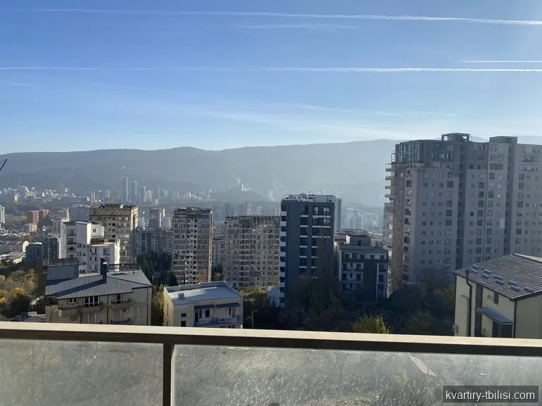 იყიდება 3 ოთახიანი ბინა ნუცუბიძეზე, 70.3 მ², 5/5 სართული — 91 000 USD | Tbilisi Homes