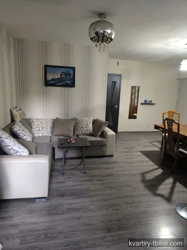 Трёхкомнатная квартира на Нутсубидзе — 89 000 USD | Tbilisi Homes