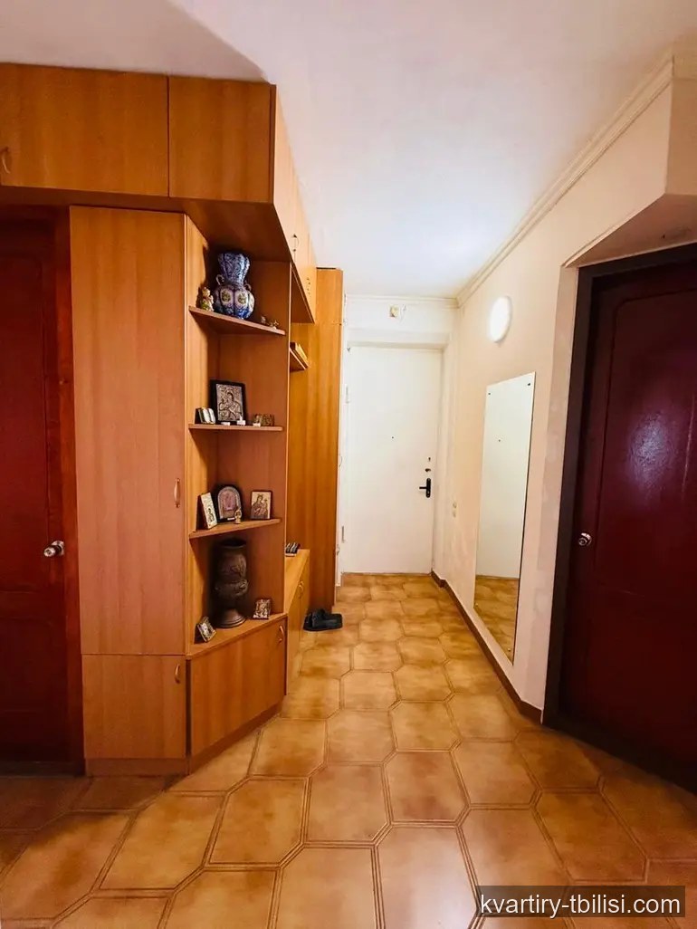 4-bedroom Apartment for sale in Nutsubidze, Tbilisi, 108 sqm, floor 2/9 — 150 000 USD | Tbilisi Homes