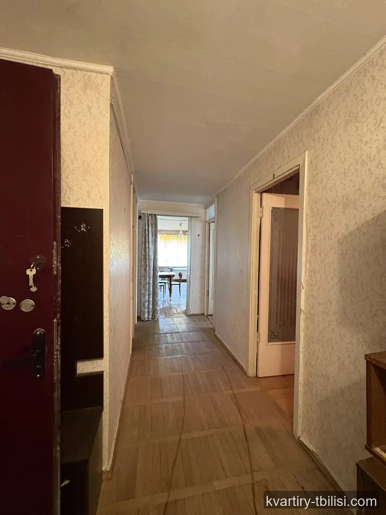 8-комнатная квартира на Нутсубидзе — 160 000 USD | Tbilisi Homes