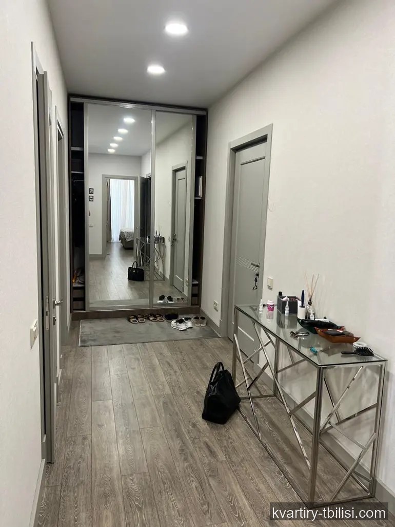 3-bedroom Apartment for sale in Ortachala, Tbilisi, 107 sqm, floor 3/12 — 225 000 USD | Tbilisi Homes