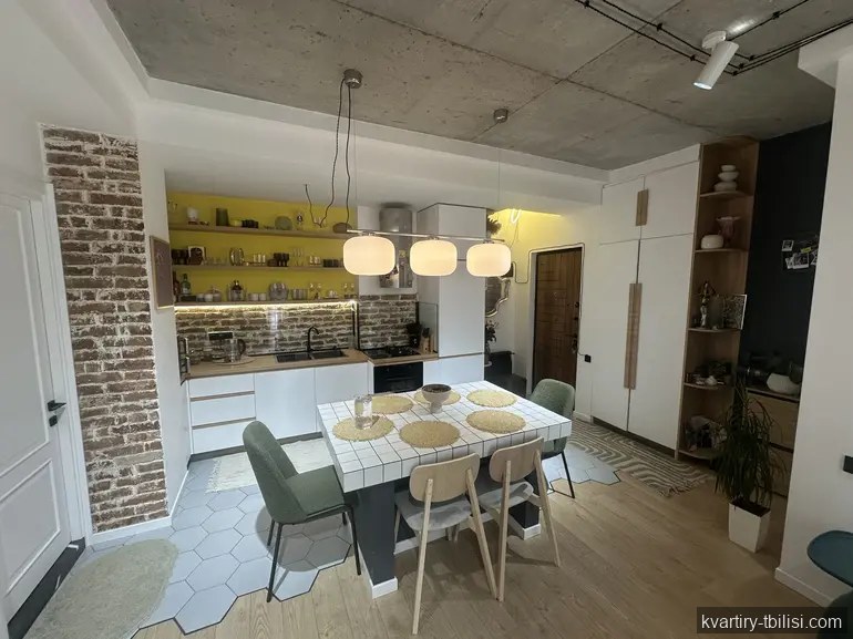 Четырёхкомнатная квартира в Ортачале — 235 000 USD | Tbilisi Homes