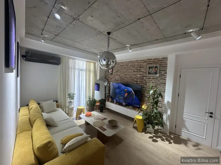 Четырёхкомнатная квартира в Ортачале — 235 000 USD | Tbilisi Homes