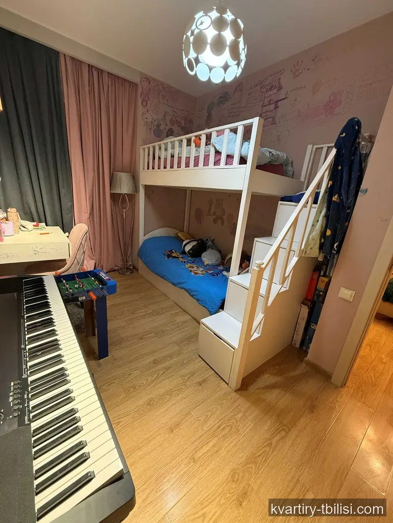4-bedroom Apartment for sale in Ortachala, Tbilisi, 92 sqm, floor 7/9 — 100 200 USD | Tbilisi Homes