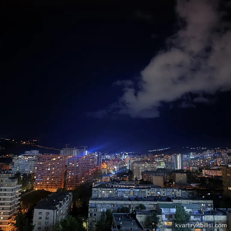 იყიდება 2 ოთახიანი ბინა საბურთალოზე, 61.7 მ², 17/21 სართული — 162 000 USD | Tbilisi Homes