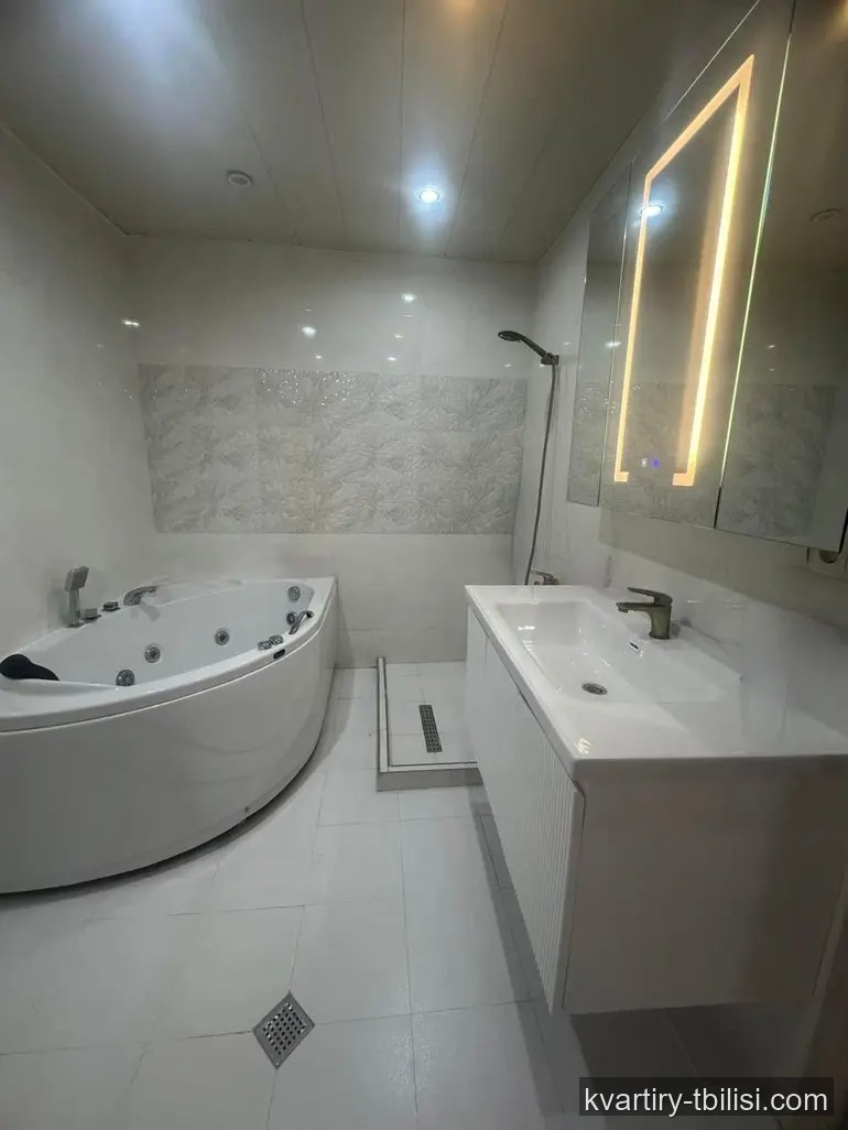 იყიდება 2 ოთახიანი ბინა საბურთალოზე, 60 მ², 4/14 სართული — 140 000 USD | Tbilisi Homes