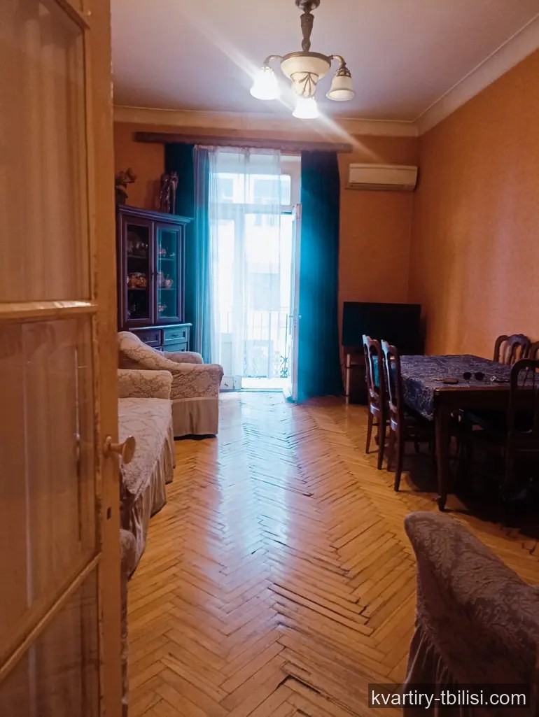 3-bedroom Apartment for sale in Saburtalo, Tbilisi, 90 sqm, floor 3/5 — 135 000 USD | Tbilisi Homes