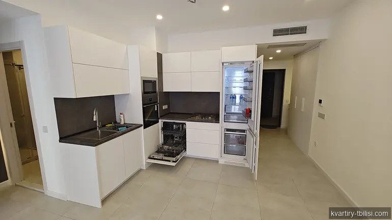 3-bedroom Apartment for sale in Saburtalo, Tbilisi, 84 sqm, floor 23/23 — 255 000 USD | Tbilisi Homes