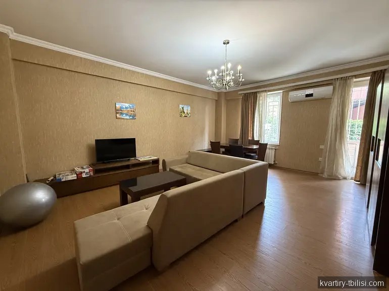 3-bedroom Apartment for sale in Saburtalo, Tbilisi, 105 sqm, floor 1/10 — 170 000 USD | Tbilisi Homes