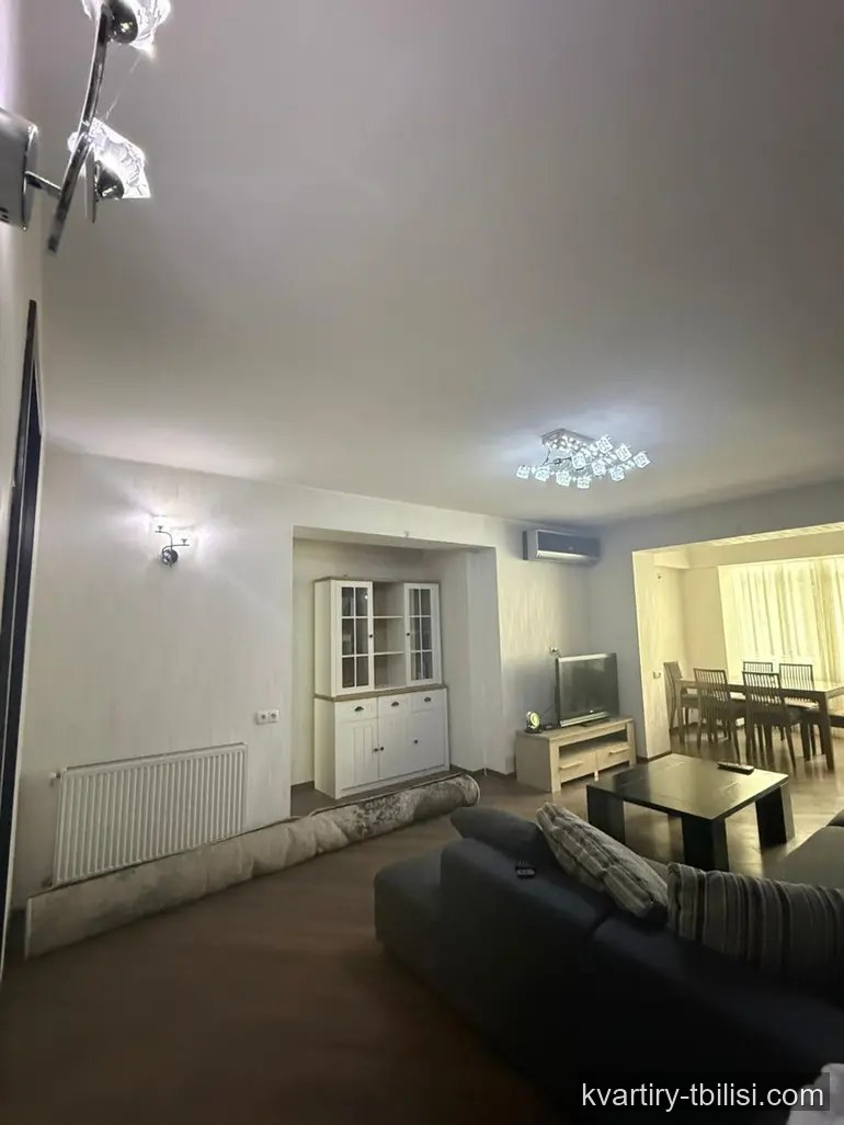3-bedroom Apartment for sale in Saburtalo, Tbilisi, 89.39 sqm, floor 2/8 — 220 000 USD | Tbilisi Homes