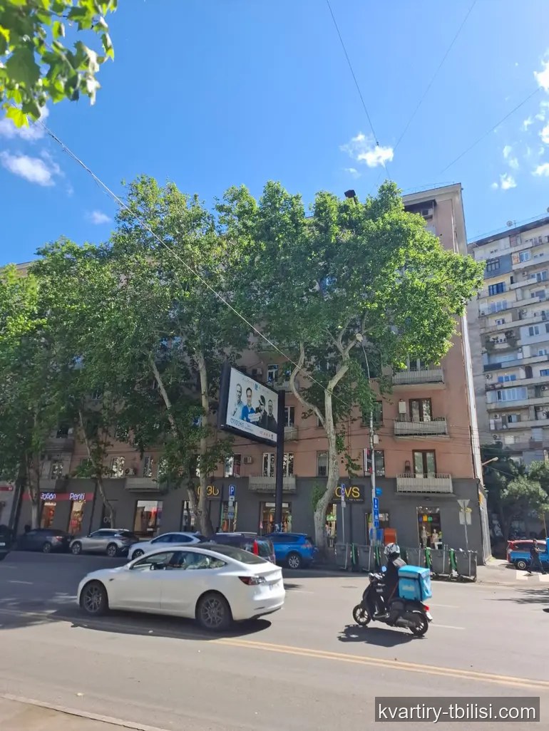 Трёхкомнатная квартира на Сабуртало — 155 000 USD | Tbilisi Homes