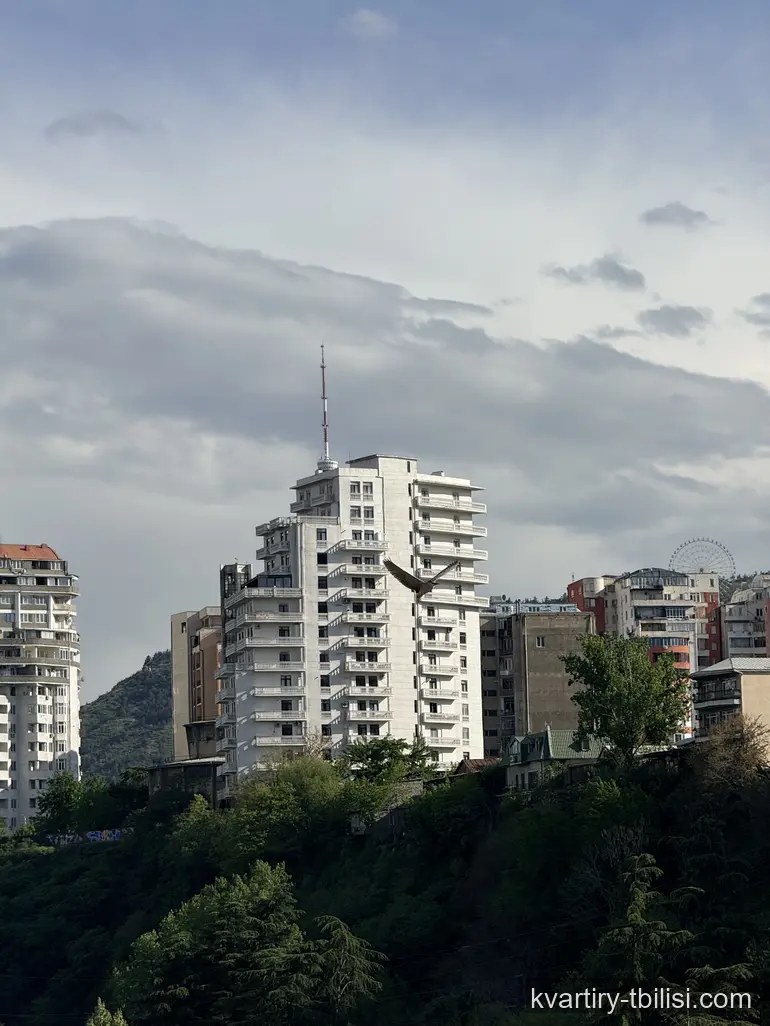 Трёхкомнатная квартира на Сабуртало — 260 000 USD | Tbilisi Homes