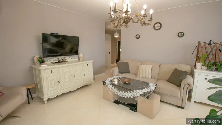 Трёхкомнатная квартира на Сабуртало — 140 000 USD | Tbilisi Homes
