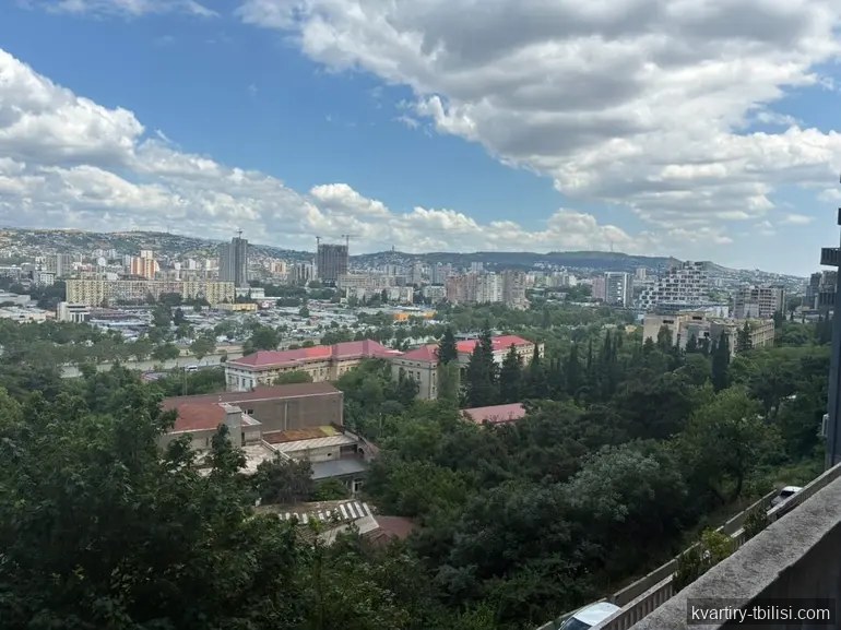 Трёхкомнатная квартира на Сабуртало — 190 000 USD | Tbilisi Homes