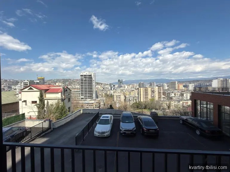 იყიდება 3 ოთახიანი ბინა საბურთალოზე, 63 მ², 2/12 სართული — 138 600 USD | Tbilisi Homes