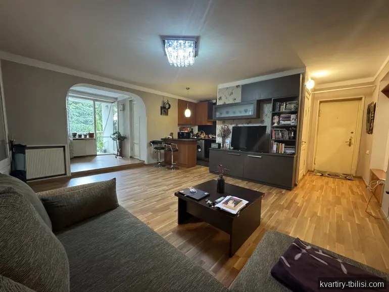 Трёхкомнатная квартира на Сабуртало — 100 000 USD | Tbilisi Homes
