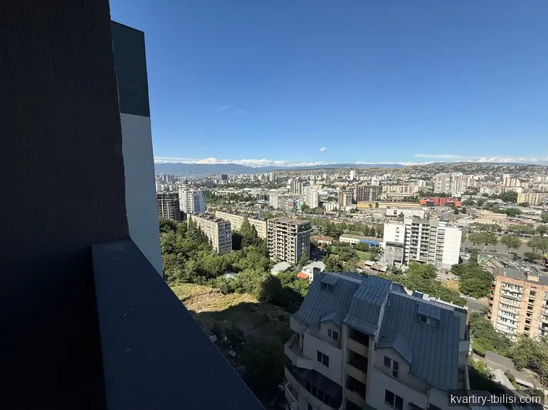 იყიდება 3 ოთახიანი ბინა საბურთალოზე, 128 მ², 11/28 სართული — 170 000 USD | Tbilisi Homes