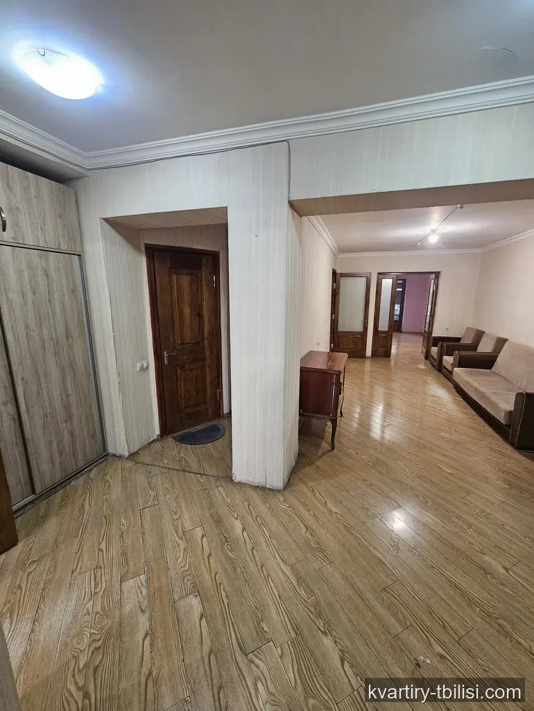 4-bedroom Apartment for sale in Saburtalo, Tbilisi, 115 sqm, floor 2/8 — 170 000 USD | Tbilisi Homes