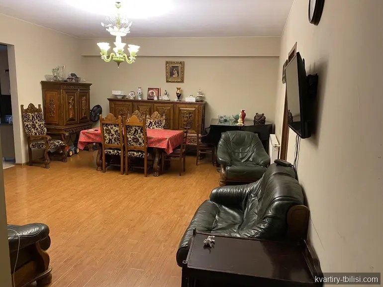 4-bedroom Apartment for sale in Saburtalo, Tbilisi, 150 sqm, floor 2/7 — 220 000 USD | Tbilisi Homes