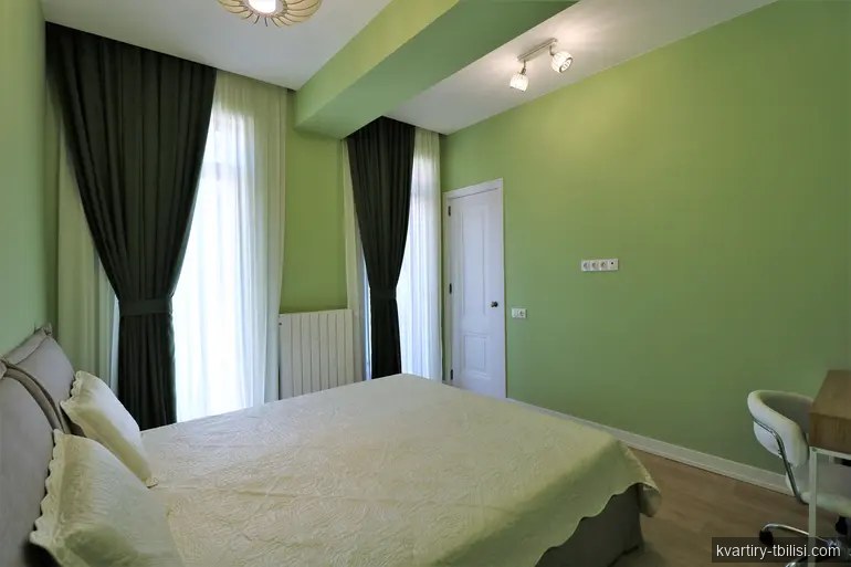 Четырёхкомнатная квартира на Сабуртало — 210 000 USD | Tbilisi Homes