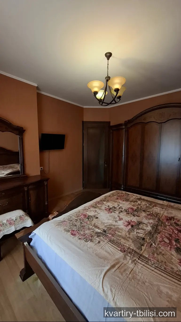 Четырёхкомнатная квартира на Сабуртало — 250 000 USD | Tbilisi Homes