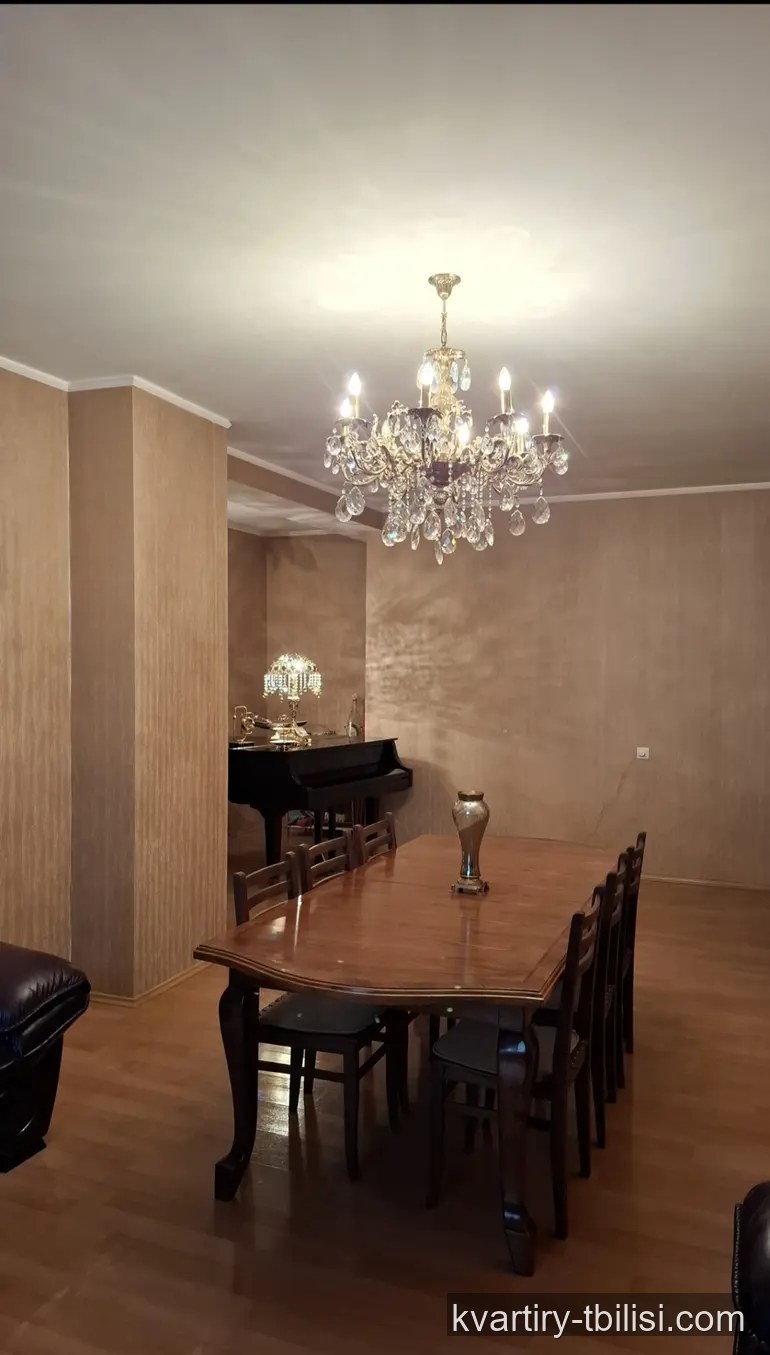 Четырёхкомнатная квартира на Сабуртало — 250 000 USD | Tbilisi Homes