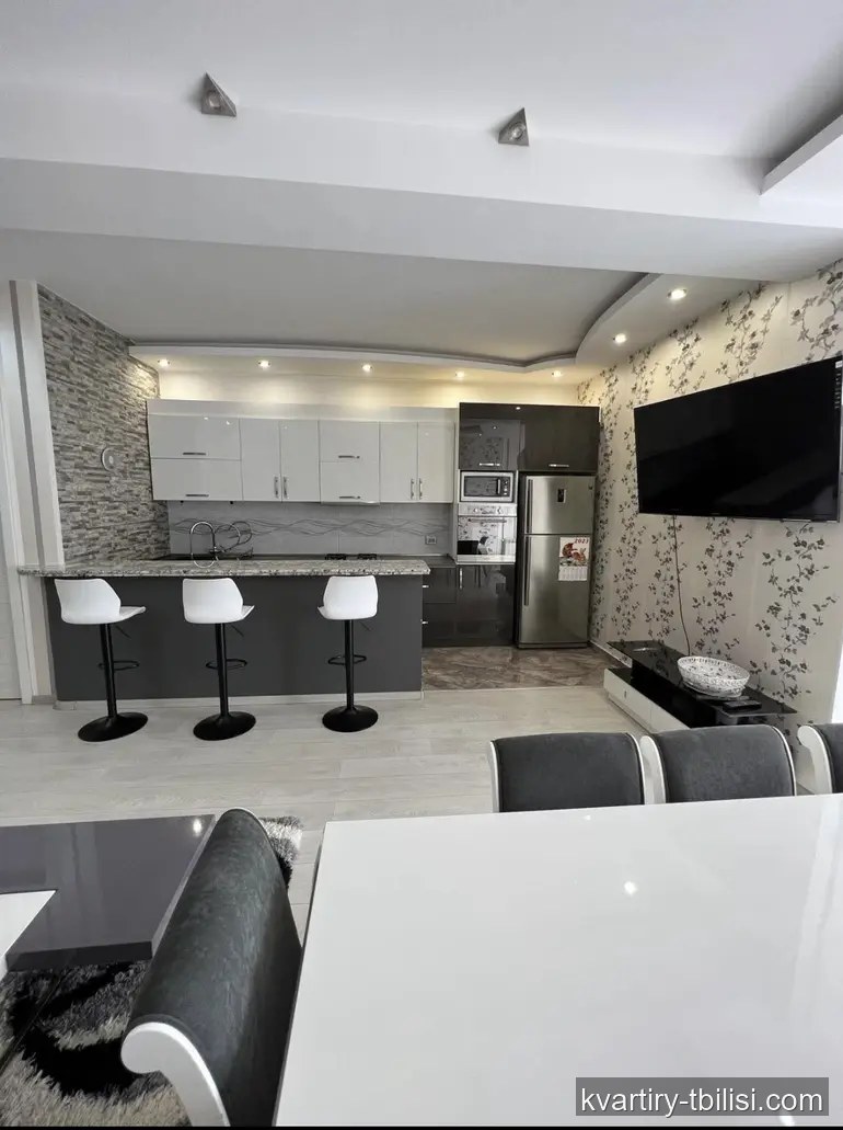 4-bedroom Apartment for sale in Saburtalo, Tbilisi, 96 sqm, floor 8/12 — 195 000 USD | Tbilisi Homes