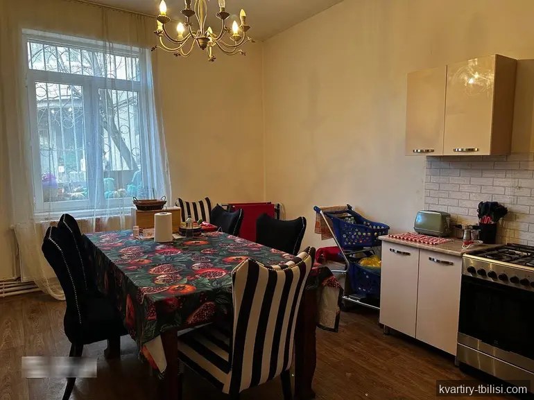 Четырёхкомнатная квартира на Сабуртало — 200 000 USD | Tbilisi Homes