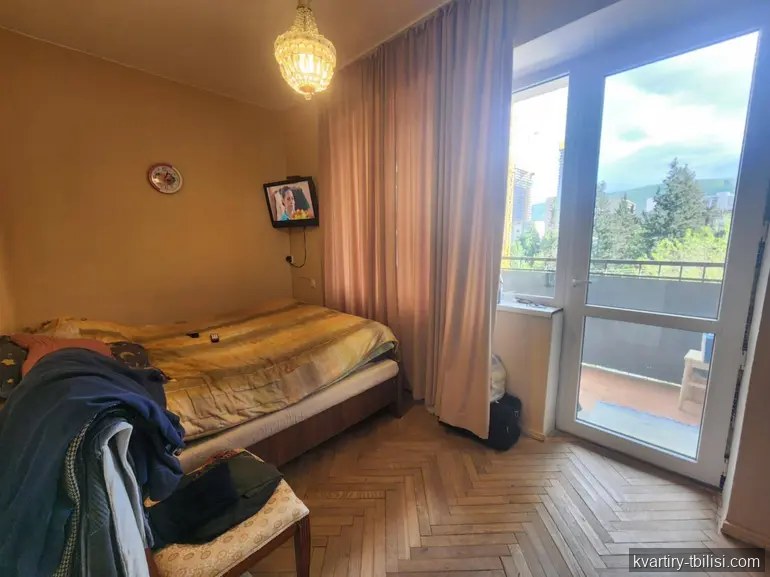Четырёхкомнатная квартира на Сабуртало — 180 000 USD | Tbilisi Homes
