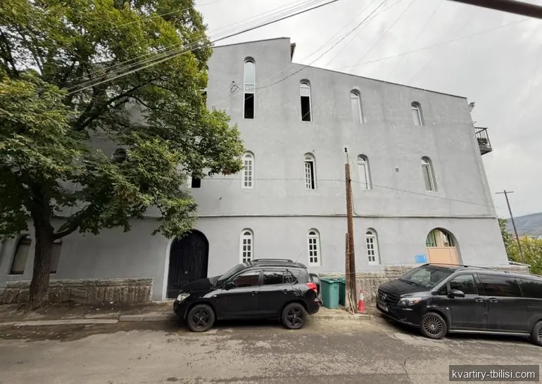 4-bedroom Apartment for sale in Saburtalo, Tbilisi, 180 sqm, floor 3/3 — 220 000 USD | Tbilisi Homes