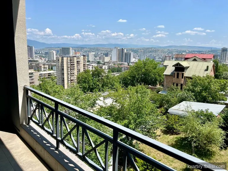 4-bedroom Apartment for sale in Saburtalo, Tbilisi, 130 sqm, floor 3/9 — 214 500 USD | Tbilisi Homes
