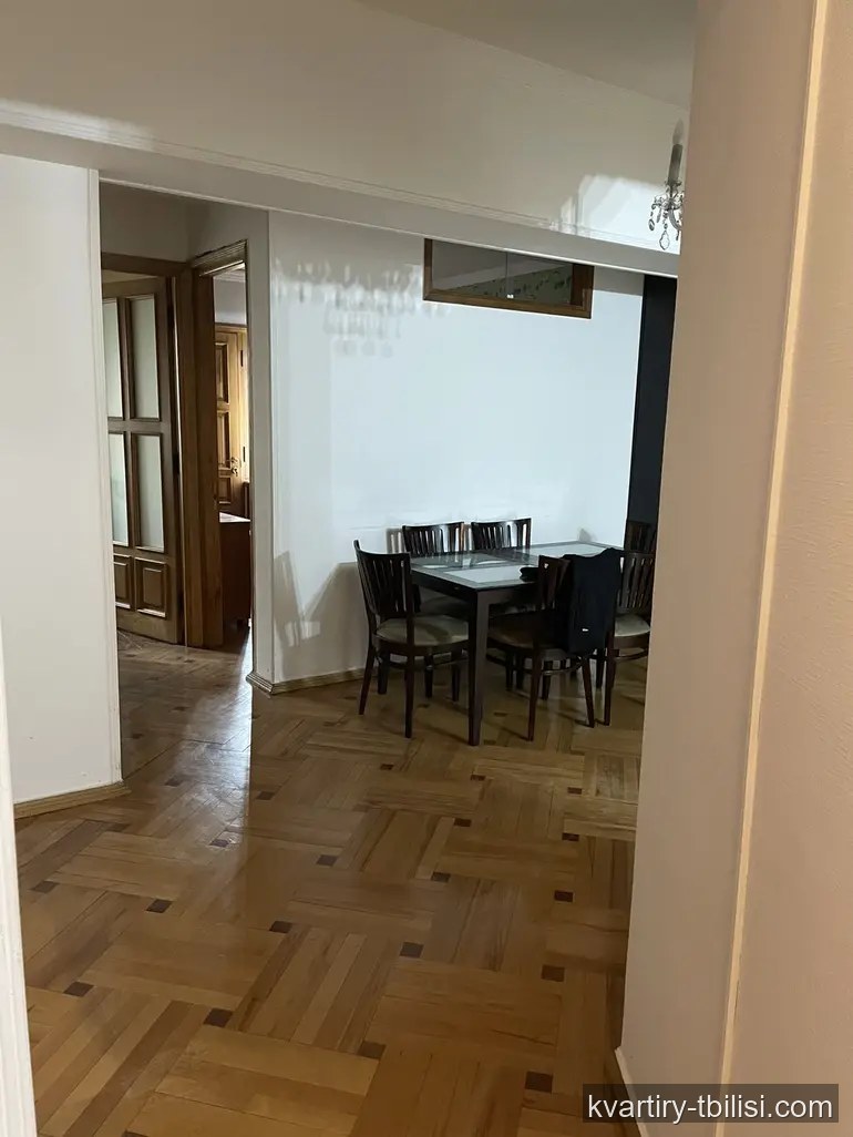 Четырёхкомнатная квартира на Сабуртало — 162 000 USD | Tbilisi Homes