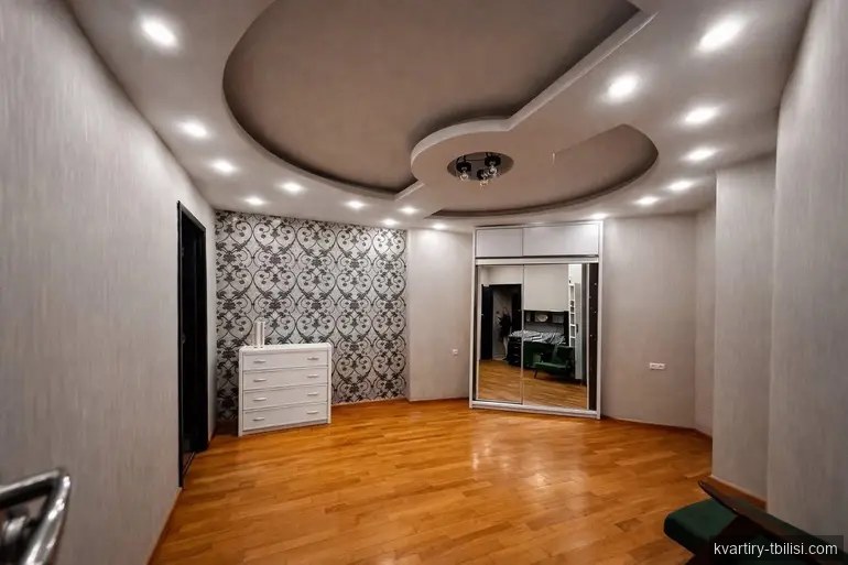 5-bedroom Apartment for sale in Saburtalo, Tbilisi, 121 sqm, floor 7/9 — 210 000 USD | Tbilisi Homes